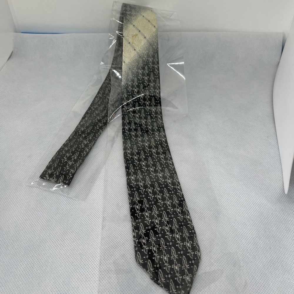 Necktie